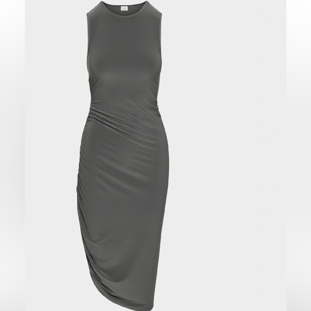 Aritzia Wilfred Smooth Matter™ Eavesdrop Dress in Coal Grey